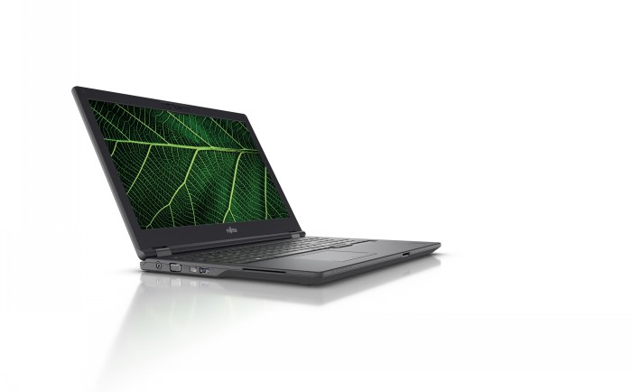 FUJITSU E5511 15.6FHD/I5-1135G7/16GB/512SSD/IRIS/10P/1CR
